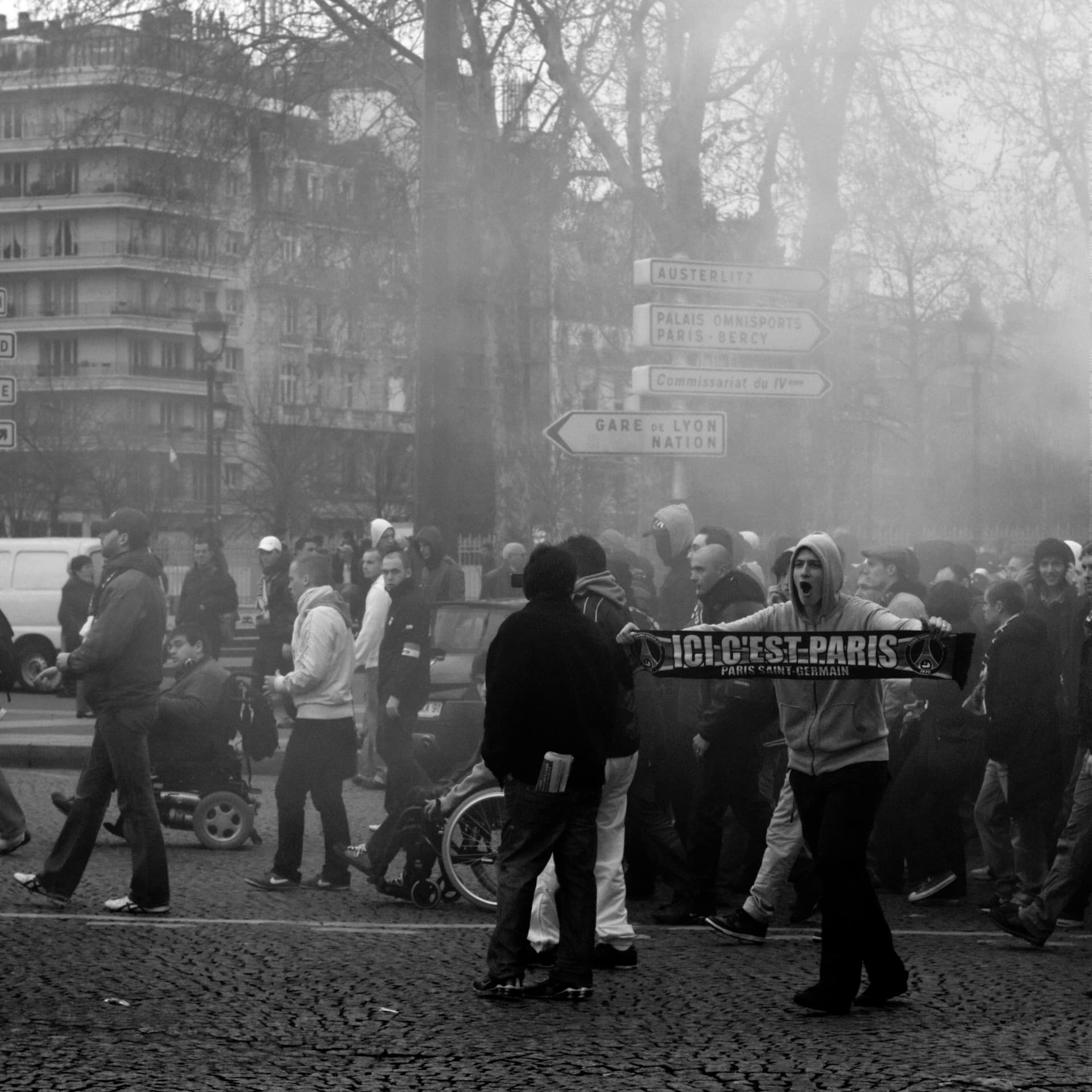 Tifosi del Paris Saint-Germain durante una manifestazione a Parigi